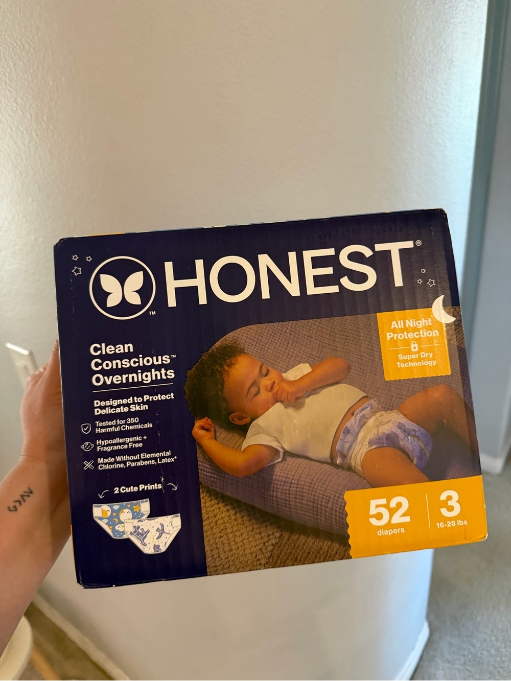 The Honest Company unopened overnight Diapers Size 3 (52 Count)